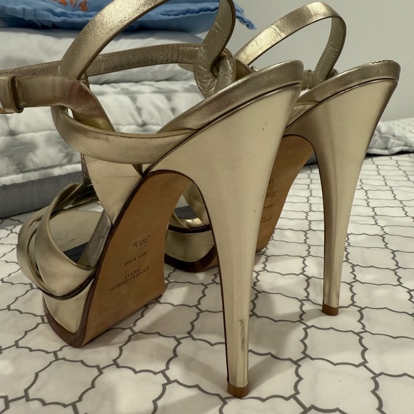 Golden sandals ysl size 39 and a half - Picture 5 of 7